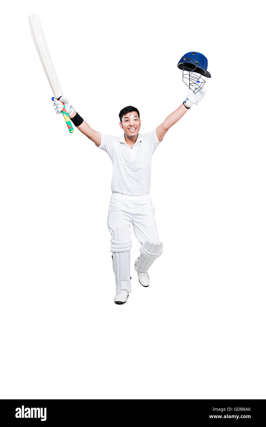 Heiter ein indischer Junge Mann cricketer Jahrhunderts gewinnen Erfolg cricket Sport Spiel Stockfoto