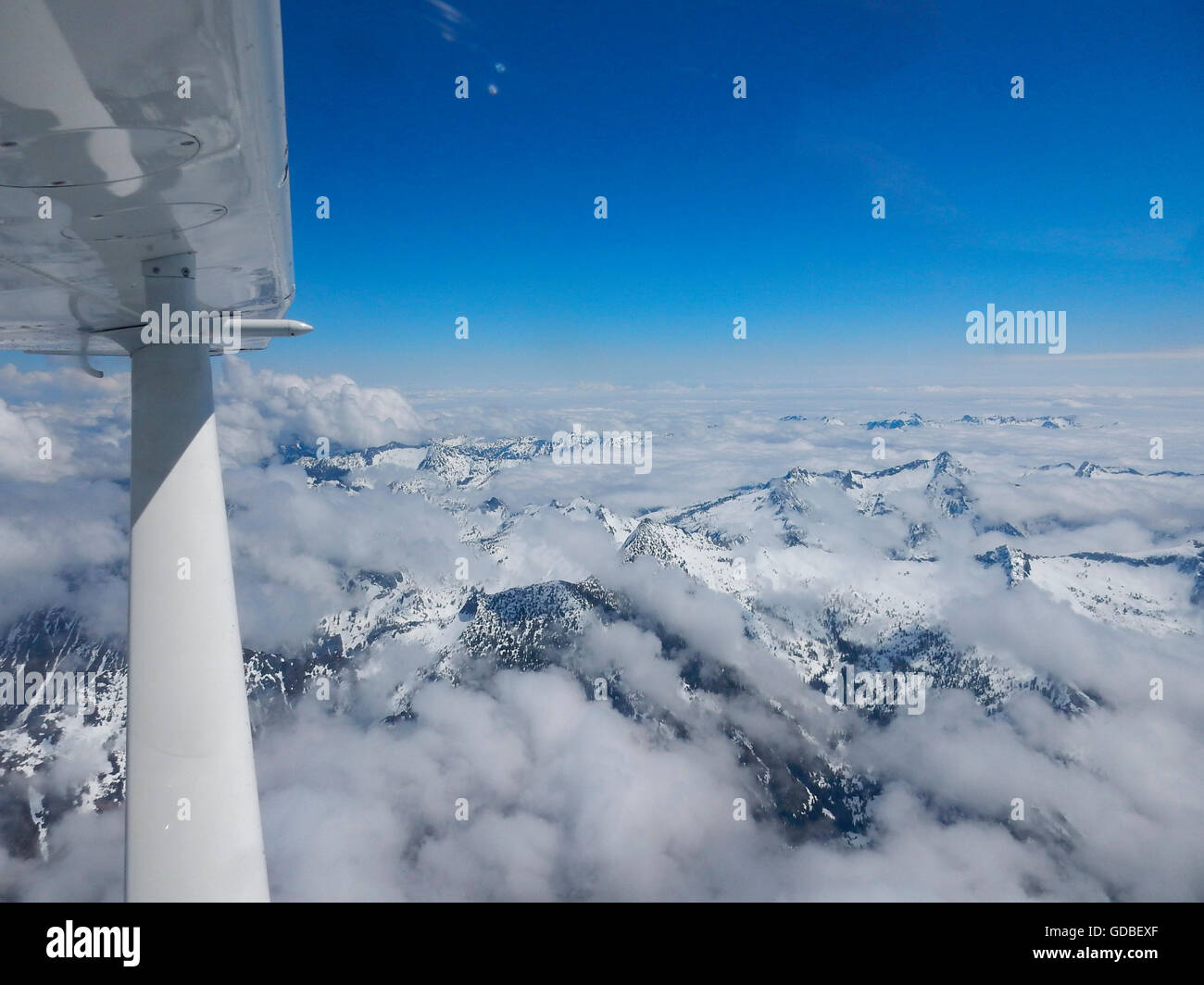 Luftaufnahme von Bergketten in den Shasta-Dreiheit National Forest, Kalifornien, USA Stockfoto