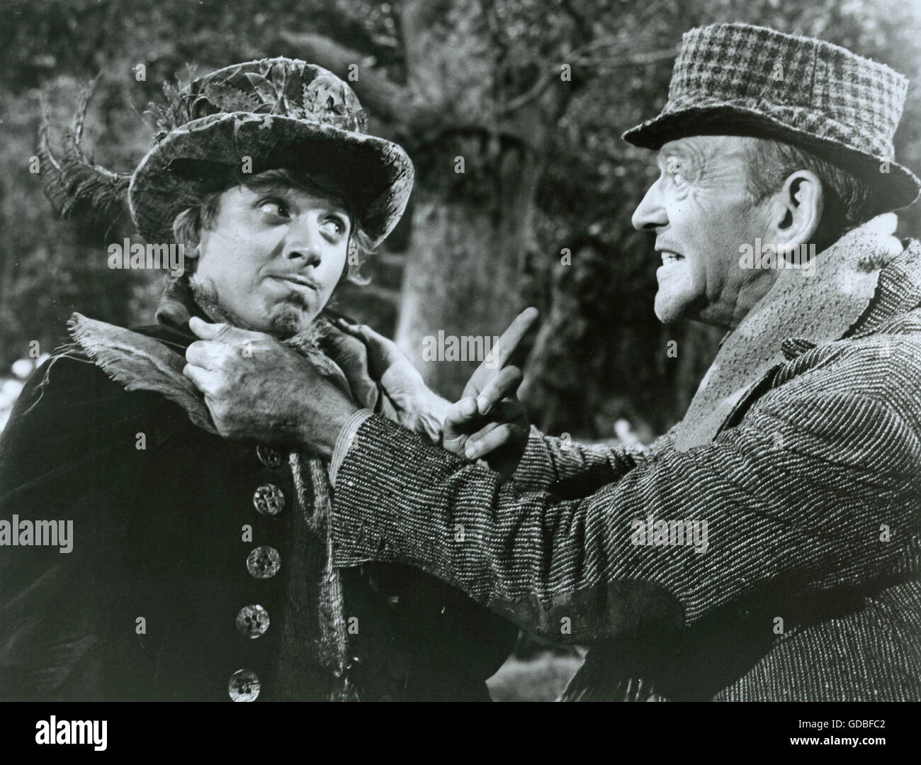 FILM Finian Rainbow (1968, Francis Ford Coppola) Tommy Steele (Og), Fred Astaire (Finian McLonergan) Stockfoto