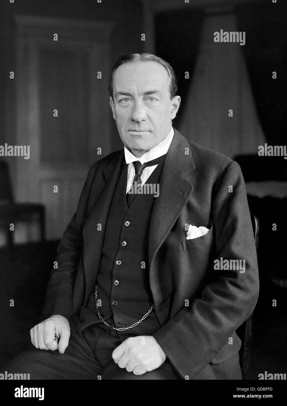 Stanley Baldwin. Portrait von Stanley Baldwin, 1. Earl Baldwin of Bewdley (1867-1947), ein britischer konservativer Politiker, der dreimal als Premierminister diente.  Foto von National Foto Company, Januar 1923. Stockfoto