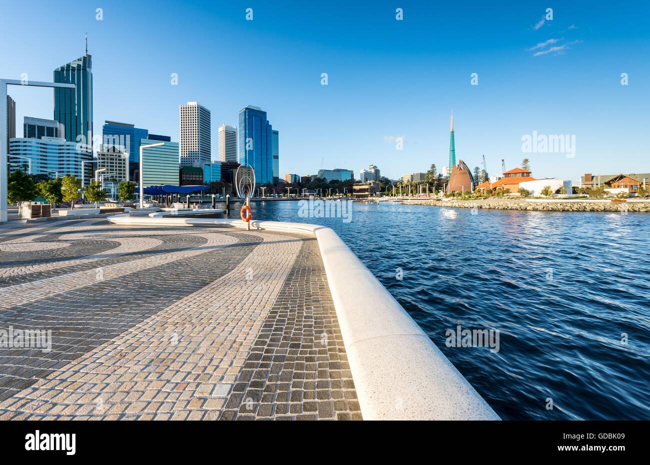 Elizabeth Kai-Perth, die Hauptstadt von Western Australia, wo die Swan River die Südwest-Küste trifft. Stockfoto