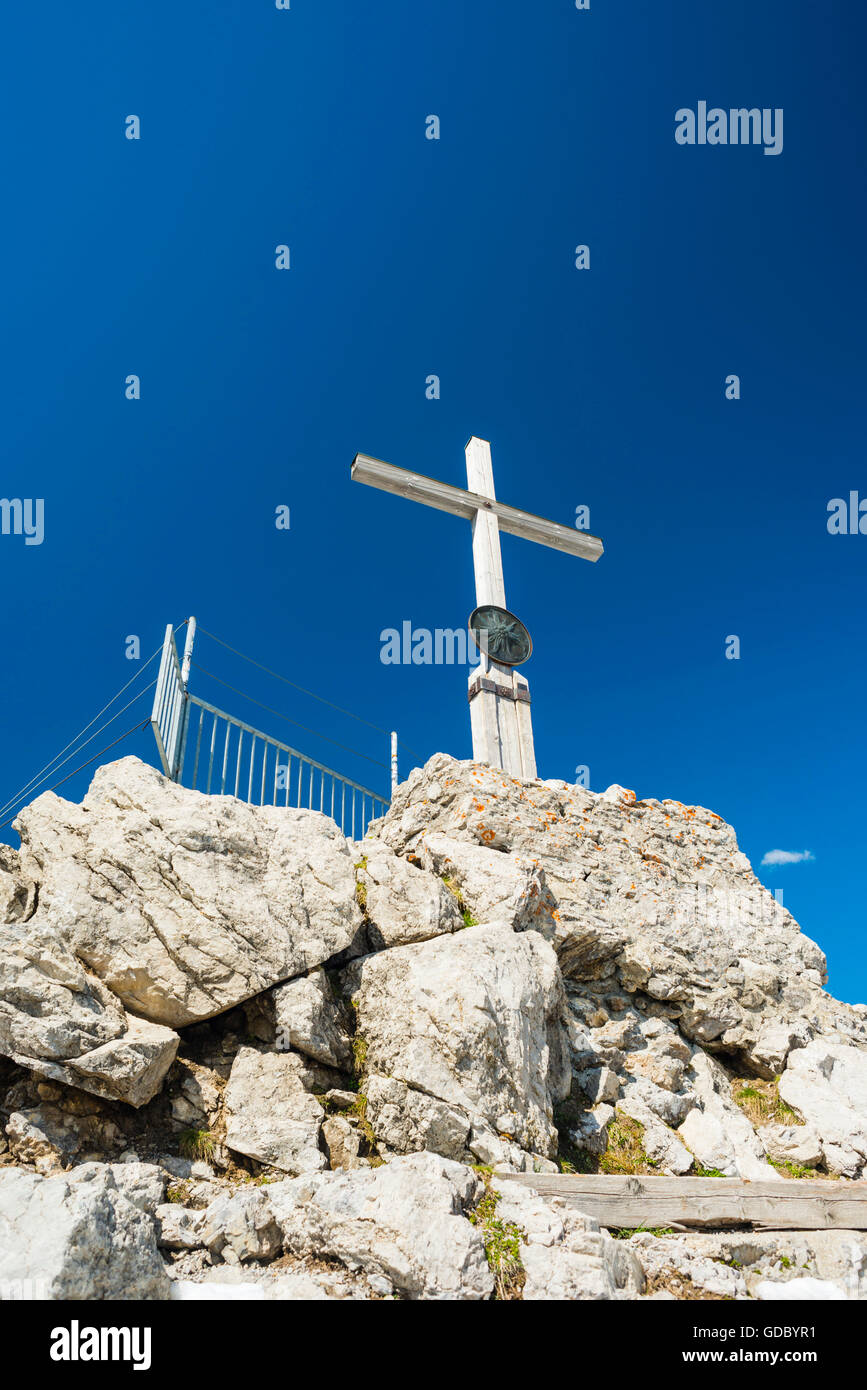 Gipfelkreuz Nebelhorn, 2224 ms, in der Nähe von Oberstdorf, Allgäuer Alpen, Bayern, Deutschland, Europa Stockfoto