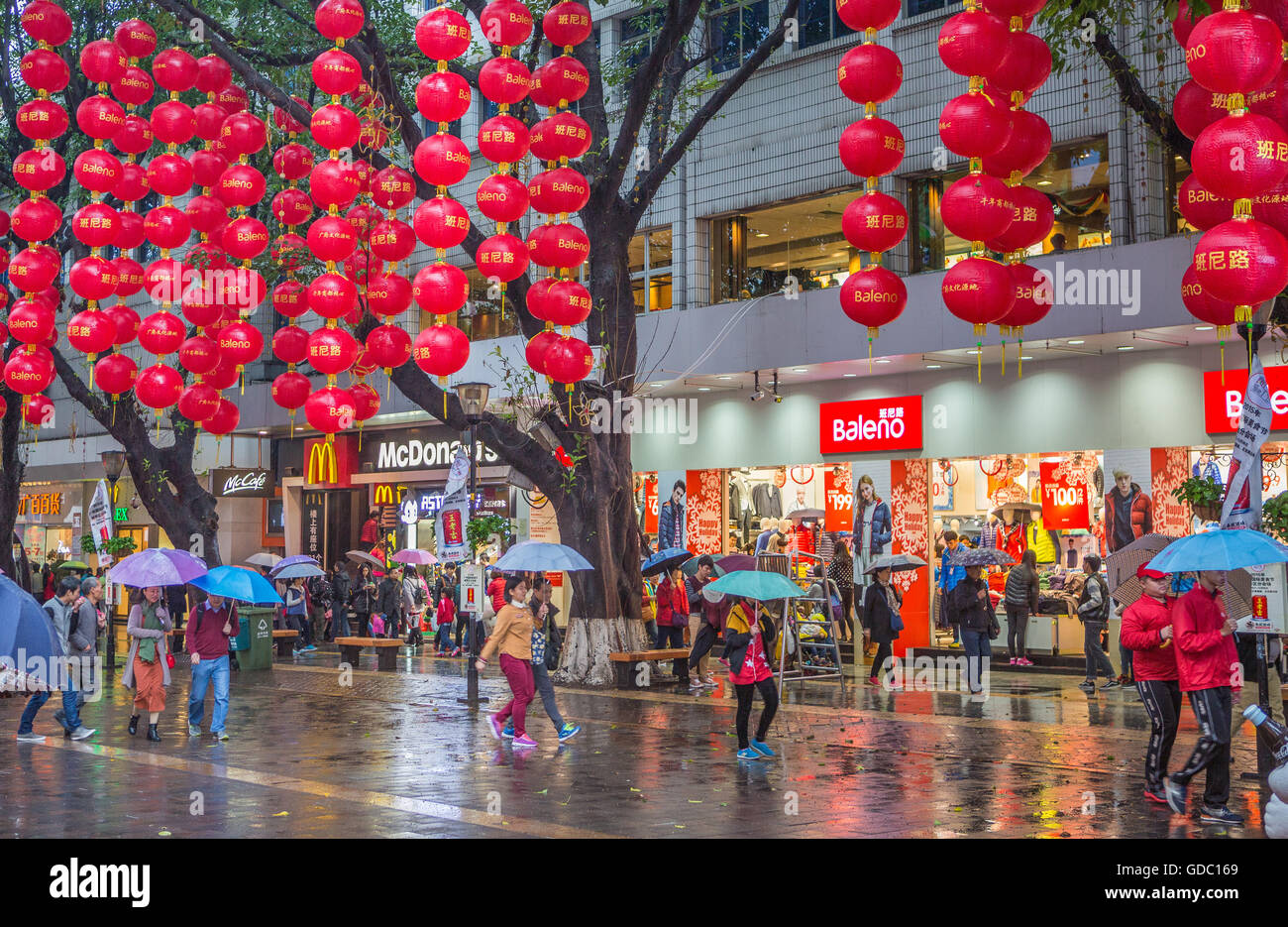 China, Provinz Guangdong, Guangzhou Stadt Beijin Lu Einkaufsstraße Stockfoto