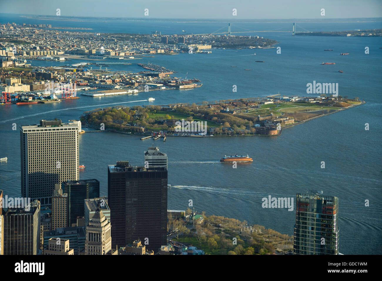 USA, New York, Manhattan, One World Observatory, Governors Island, Verrazano-Narrows-Brücke Stockfoto