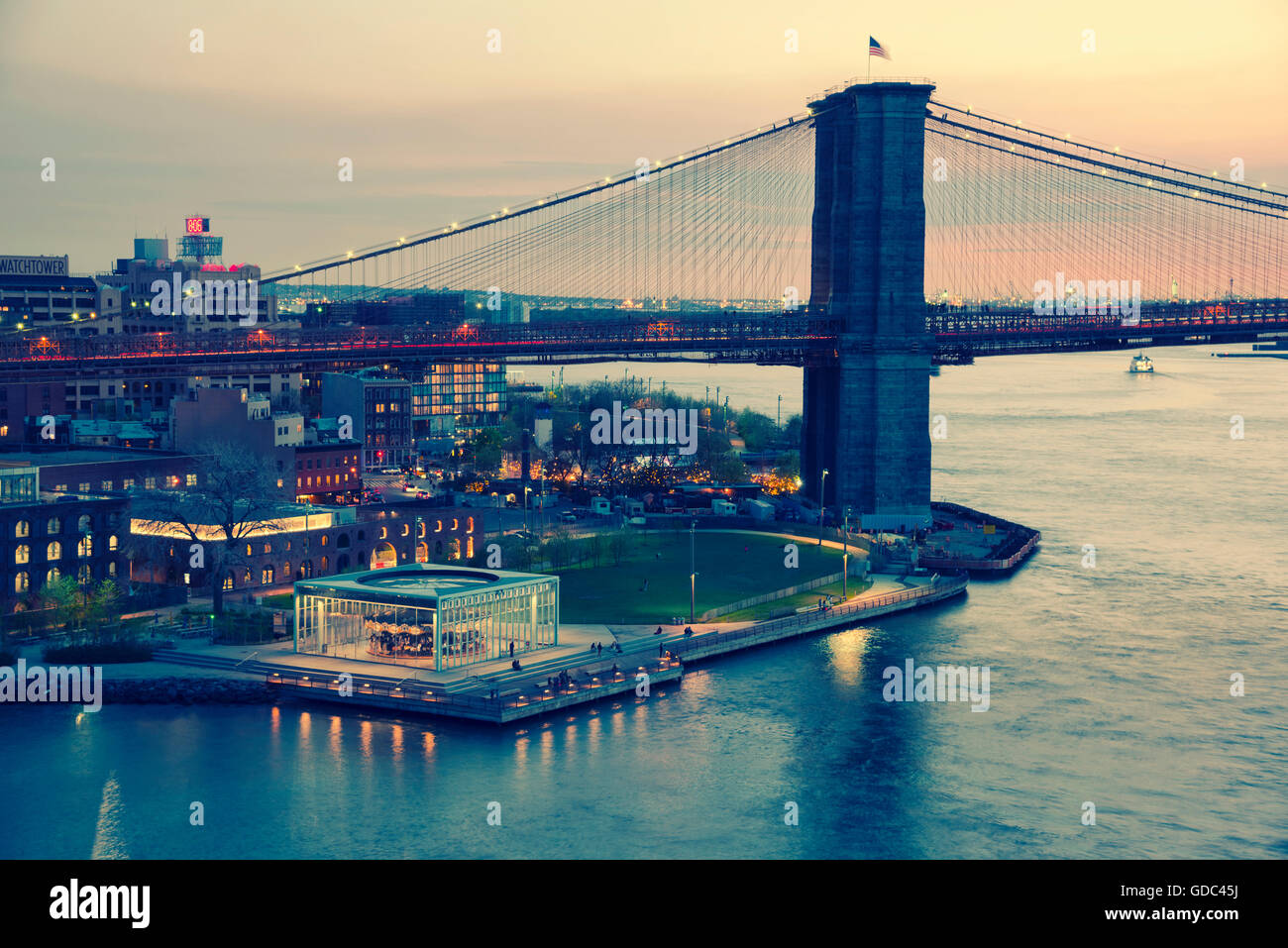 USA, New York, DUMBO, Brooklyn Bridge, East River, Brooklyn Bridge Park Stockfoto