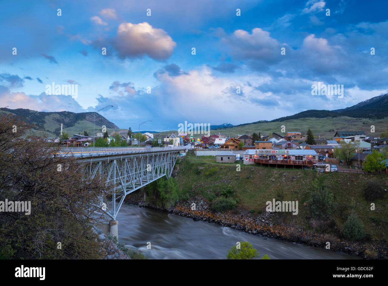 USA, Rocky Mountains, Montana, Gardiner, Brücke über Fluss Gardiner Stockfoto
