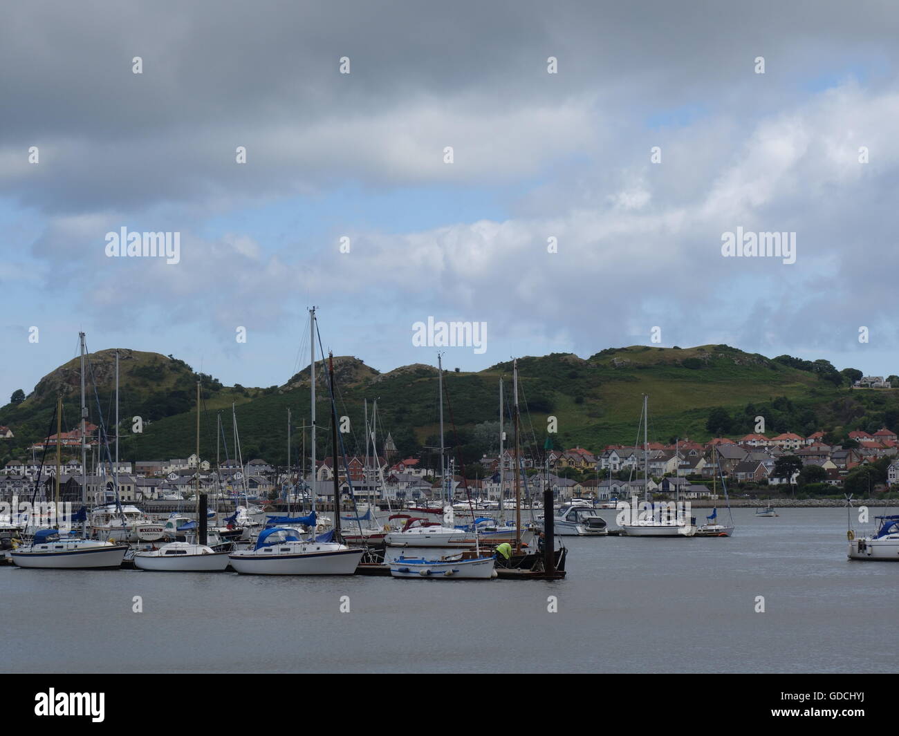 Boote am Hafen von Conwy. Stockfoto