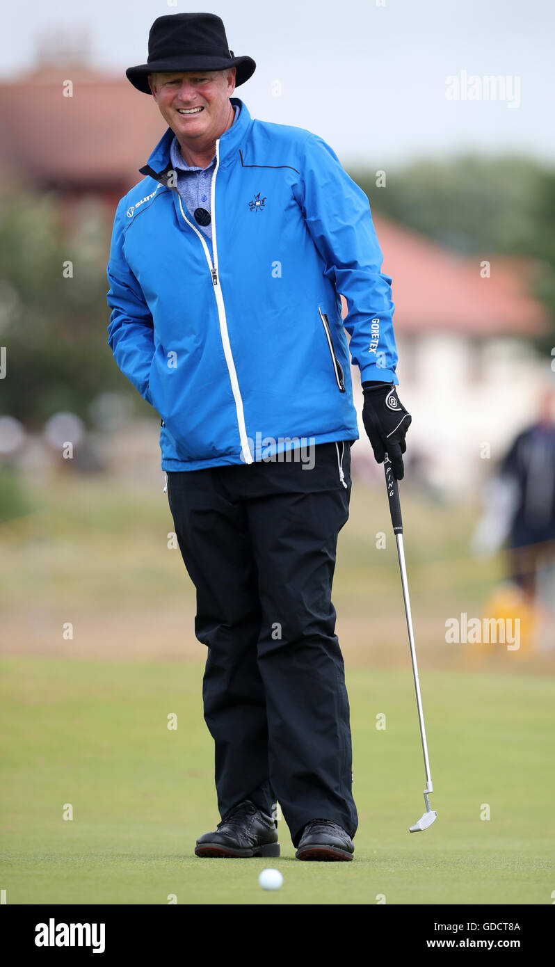 Schottlands Sandy Lyle tagsüber zwei von The Open Championship 2016 im Royal Troon Golf Club, South Ayrshire. Stockfoto