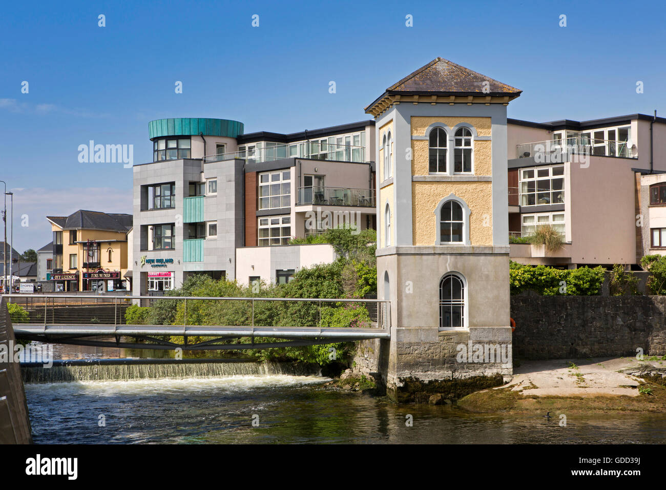 Irland, Co. Galway, Galway, Fischerei Wachturm neben Fluss Corrib bei Wolf Ton Brücke Stockfoto