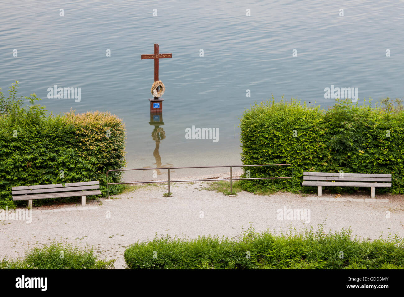 Ludwig II., 25.8.1845 - 13.6.1886, König von Bayern 10.3.1864 - 13.6.1886, Gedenkkreuz für König Ludwig II., Sterbeort, Starnberger See, Bayern, Stockfoto