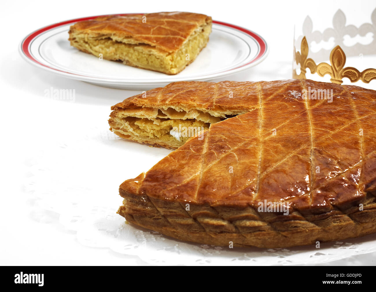 GALETTE DES ROIS, FRANZÖSISCH KÖNIG KUCHEN FEIERN EPIPHANY Stockfoto