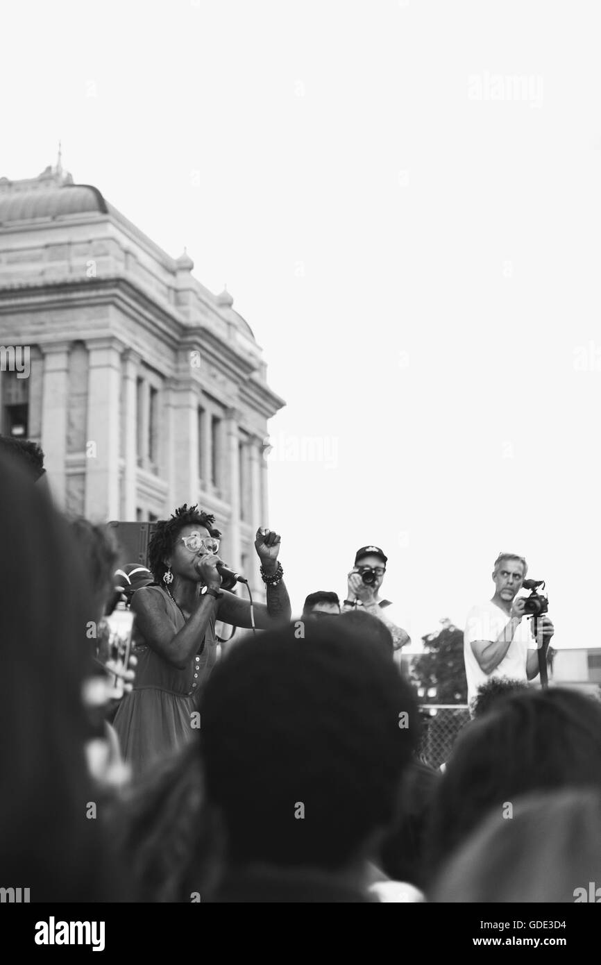 Texas, USA. 15. Juli 2016. Black lebt Angelegenheit Protest vor Texas Capitol Building © Corey Mendez/Alamy Live News Stockfoto