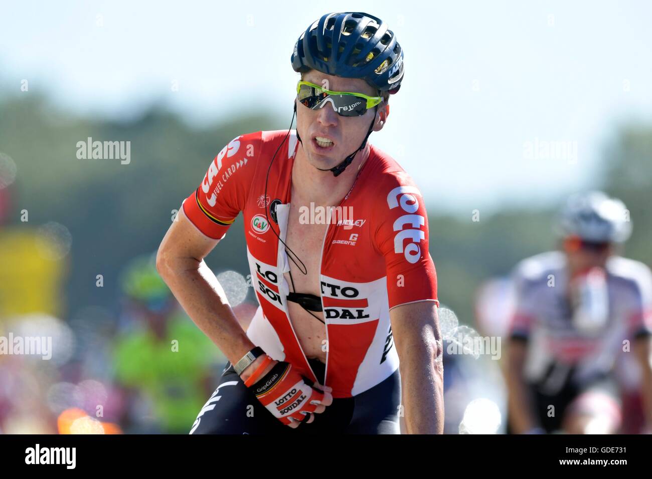 Frankreich. 16. Juli 2016. Montelimar, Villars Les Dombes Parc des Oiseaux, Frankreich.  SIEBERG Marcel (GER) von LOTTO-SOUDAL abgebildet über die Ziellinie nach 14 Etappe der Tour de France 2016 eine 208,5 km langen Etappe zwischen Montélimar und Villars Les Dombes Parc des Oiseaux Credit: Action Plus Sport Bilder/Alamy Live News Stockfoto