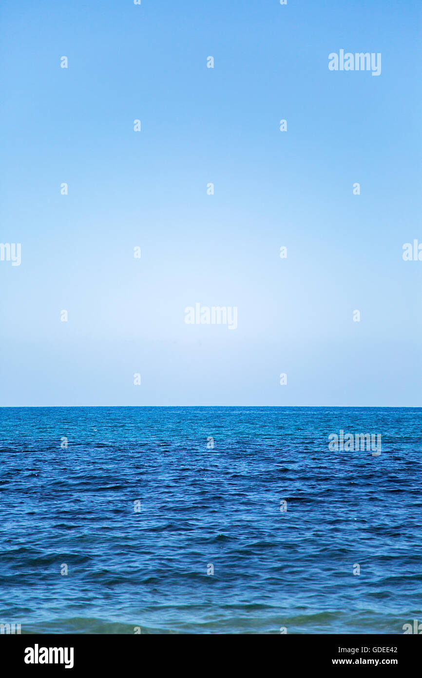 Blick auf Ozean Horizont am Atlantik Stockfoto