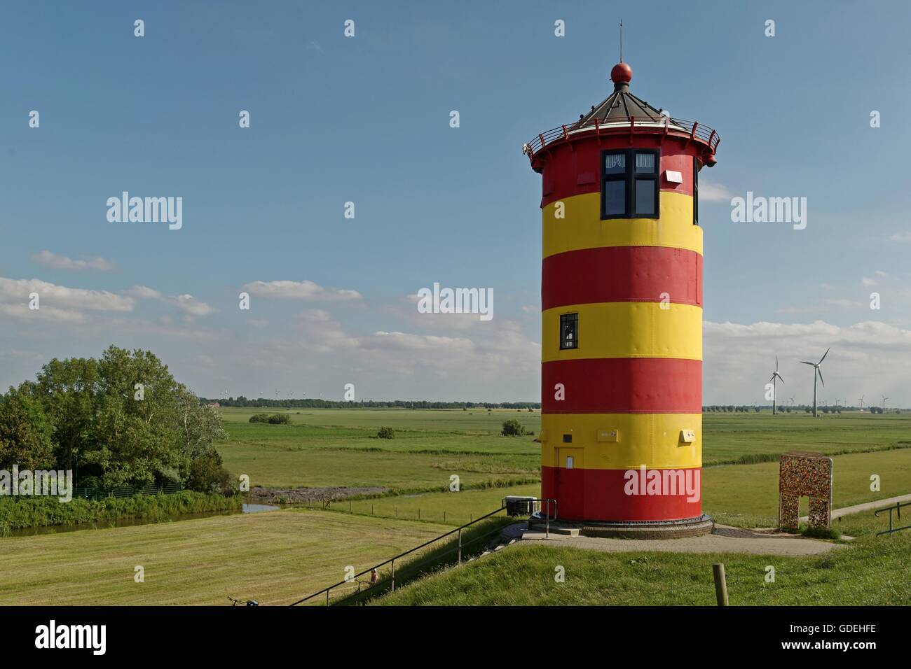 Leuchtturm Pilsum, Krummhorn, Niedersachsen, Deutschland Stockfoto