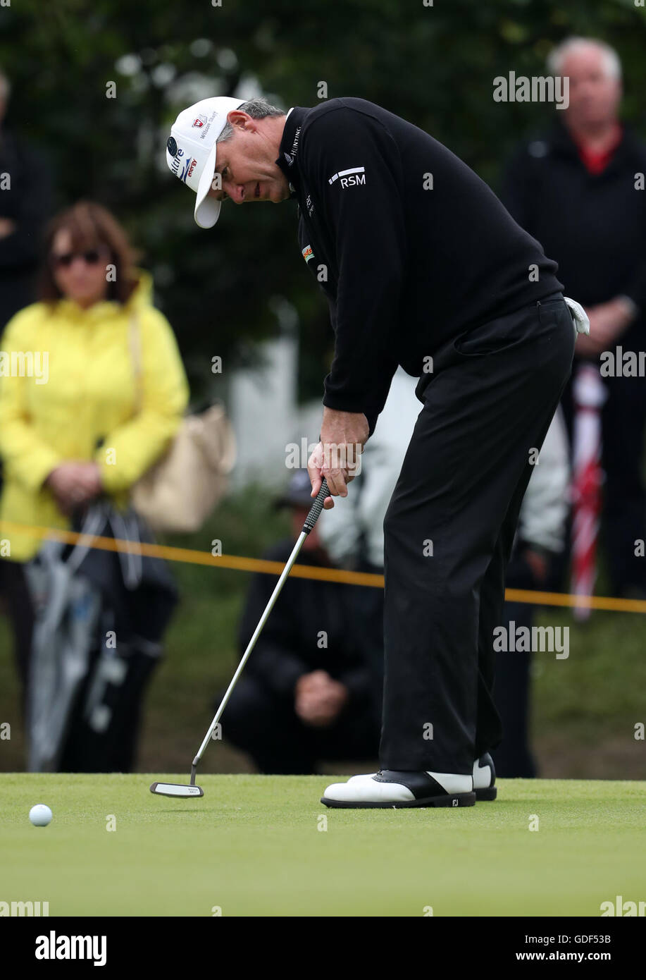 Schottlands Paul Lawrie tagsüber zwei von The Open Championship 2016 im Royal Troon Golf Club, South Ayrshire. Stockfoto