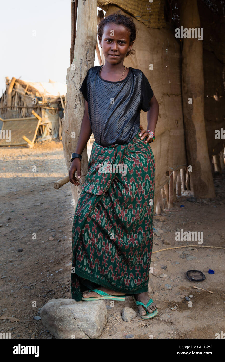 Ferne Kind, Afar Dorf von Ahmed Ale, Afar Depression, Danakil-Senke, Äthiopien Stockfoto