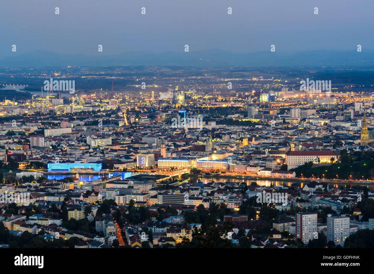 Postlinberg View Linz view from pöstlingberg linz -Fotos und -Bildmaterial in hoher ...