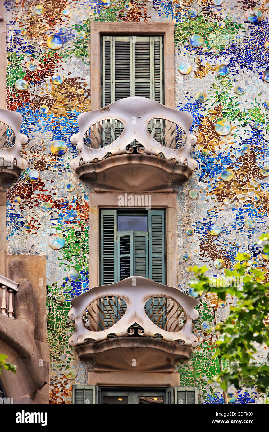 "Detail" von Casa Batllo, von berühmten katalanischen Architekten Antoni Gaudi, Passeig de Gracia, L' Eixample, Barcelona, Spanien. Stockfoto