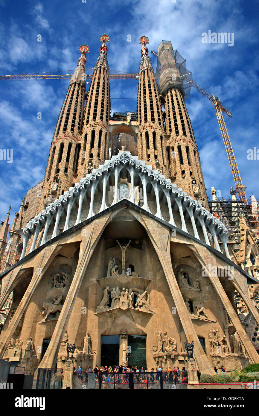 Die Sagrada Familia, dem Meisterwerk des Architekten Antoni Gaudí und "Markenzeichen" von Barcelona, Katalonien, Spanien. Stockfoto