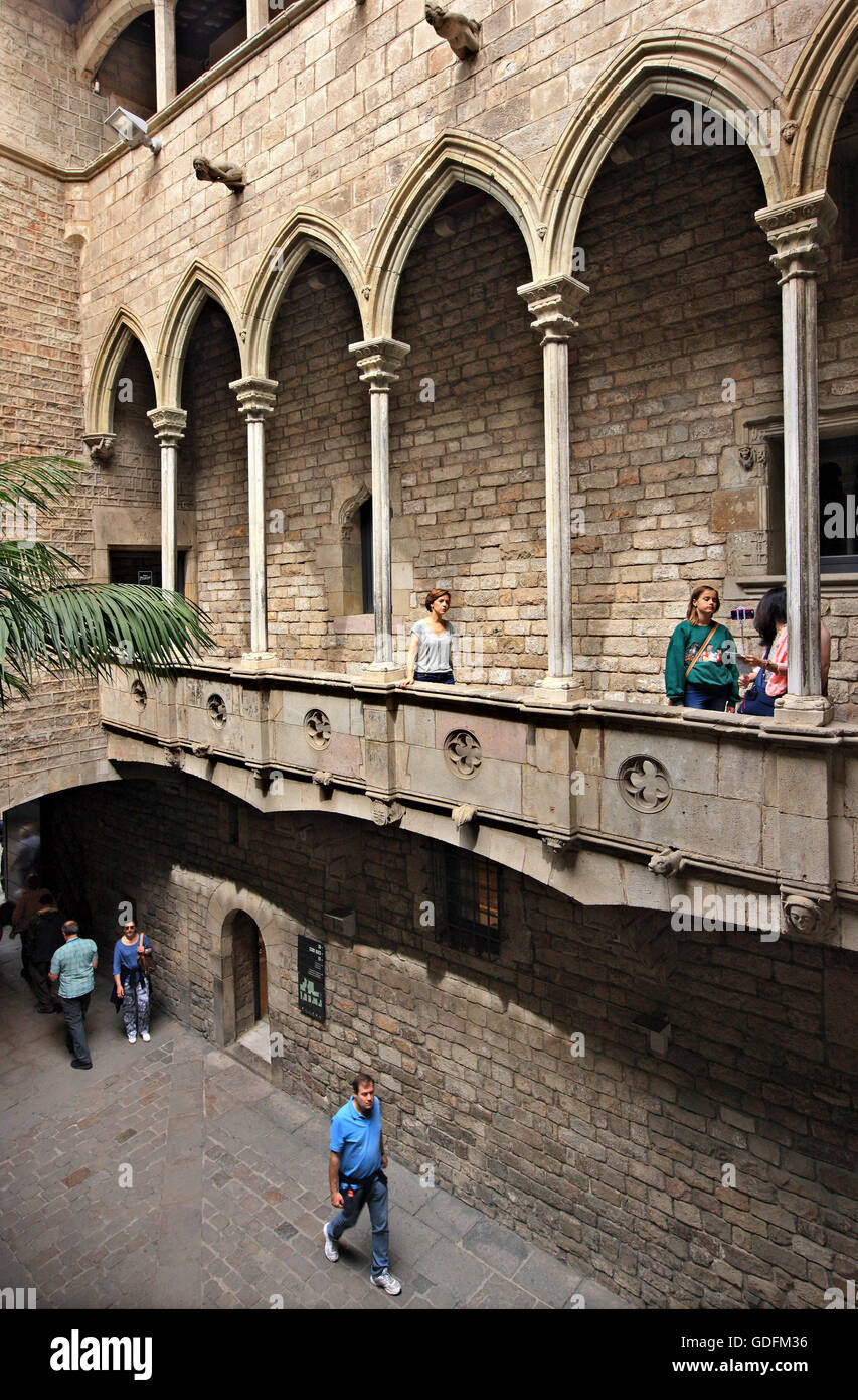 Einer der Innenhöfe des Museu Picasso, El Born, Barcelona, Katalonien, Spanien. Stockfoto