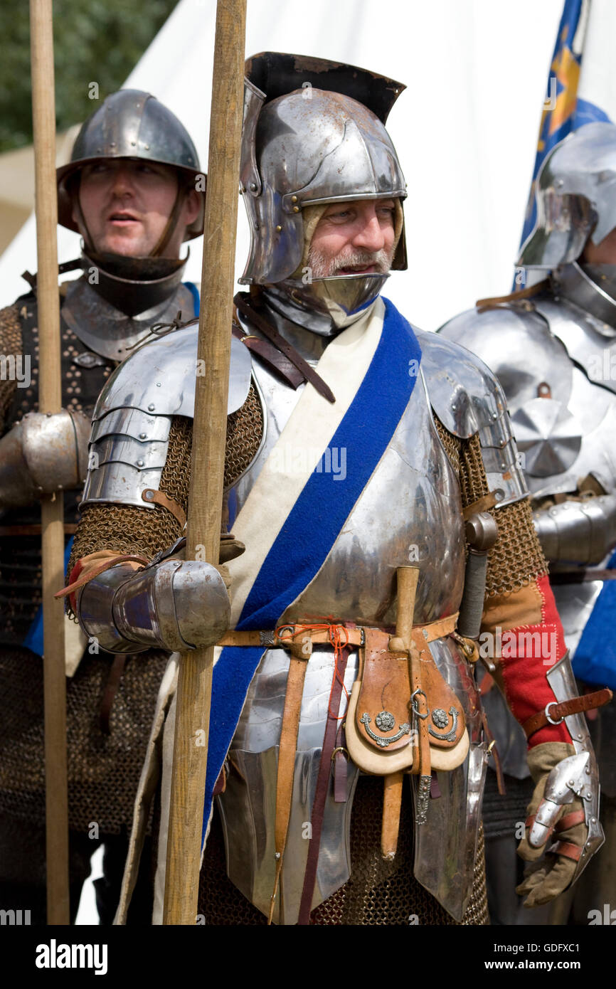 Mittelalterliche Lancastrian Ritter Schlacht bereit bei Tewkesbury Mittelalterfest Stockfoto
