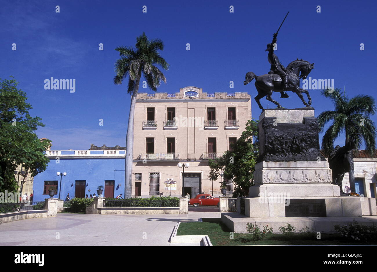 der Parque Ignacio Agramonte in der alten Stadt Camaguey auf Kuba in der Karibik. Stockfoto