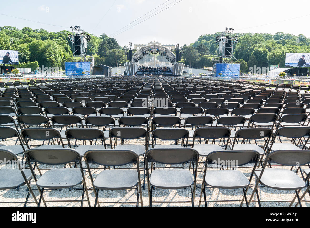 Wiener Philharmoniker-Generalprobe für Sommer-Night-Konzert im Schlosspark Schönbrunn in Wien, Österreich Stockfoto