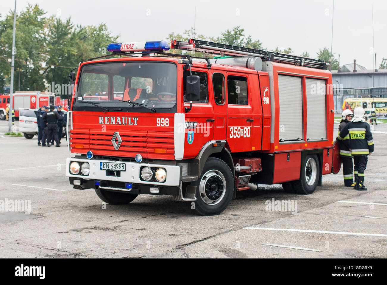 Alten Renault Löschfahrzeug der polnischen Feuerwehr am Platz Stockfoto