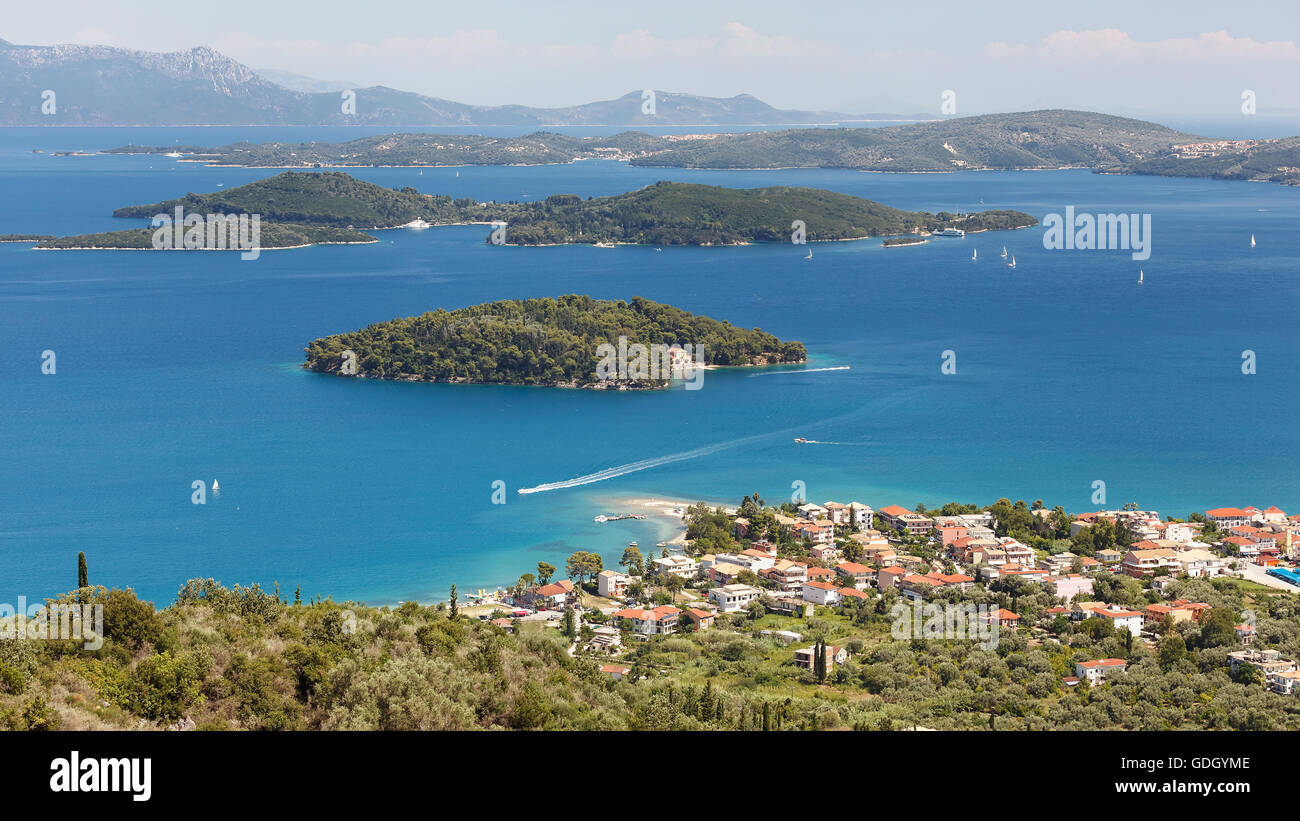 Nidri Stadt, Marina und kleineren Inseln, Insel Lefkada, Griechenland Stockfoto