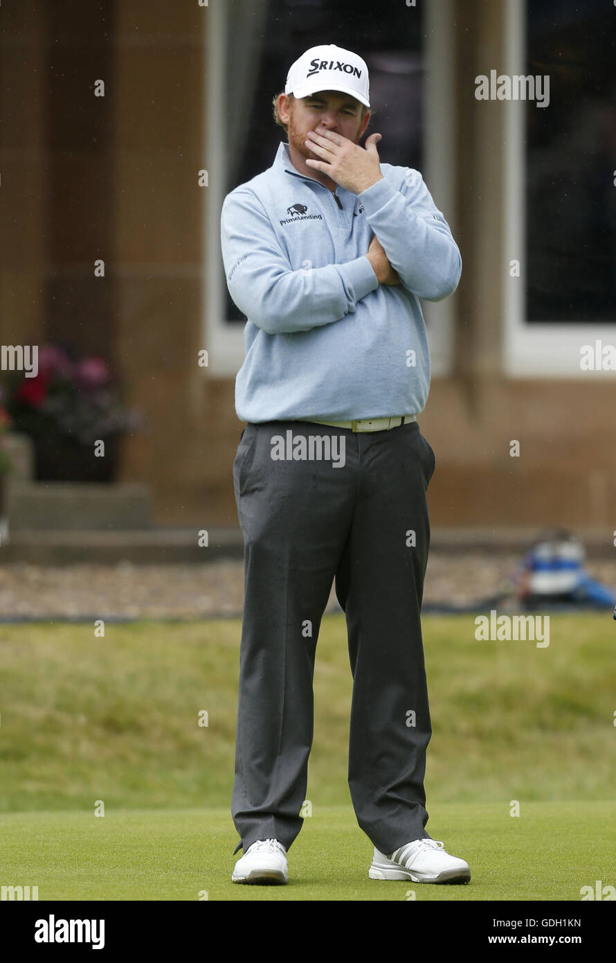USAS JB Holmes auf das 18. grün während Tag drei der The Open Championship 2016 im Royal Troon Golf Club, South Ayrshire. PRESSEVERBAND Foto. Bild Datum: Samstag, 16. Juli 2016. Vgl. PA Geschichte GOLF Open. Bildnachweis sollte lauten: Danny Lawson/PA Wire. Einschränkungen: Nur zur redaktionellen Verwendung. Keine kommerzielle Nutzung. Standbild-Gebrauch bestimmt. Die Open Championship Logo und klare Verbindung zu The Open Website (TheOpen.com) auf Website-Veröffentlichung enthalten sein. Rufen Sie + 44 (0) 1158 447447 für weitere Informationen. Stockfoto