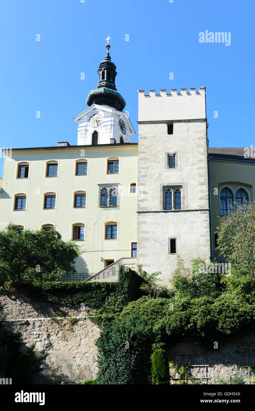 Freistadt: Altes Rathaus Turm in die Stadtmauern und die Kirche, Mühlviertel, Oberösterreich, Oberösterreich, Österreich Stockfoto
