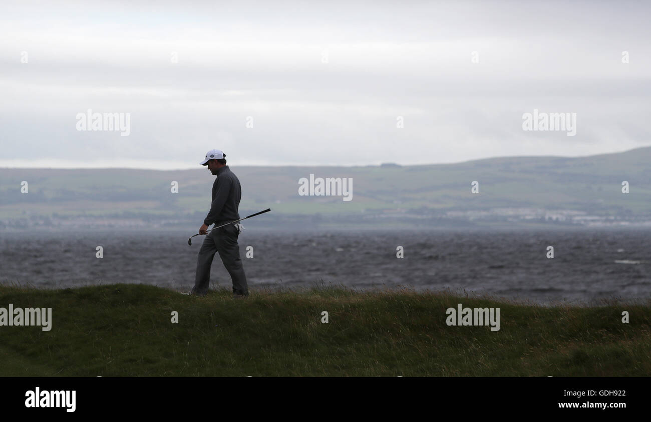 Südafrikas Richard Sterne am 5. grünen tagsüber vier von The Open Championship 2016 im Royal Troon Golf Club, South Ayrshire. PRESSEVERBAND Foto. Bild Datum: Sonntag, 17. Juli 2016. Vgl. PA Geschichte GOLF Open. Bildnachweis sollte lauten: David Davies/PA Wire. Einschränkungen: Nur zur redaktionellen Verwendung. Keine kommerzielle Nutzung. Standbild-Gebrauch bestimmt. Die Open Championship Logo und klare Verbindung zu The Open Website (TheOpen.com) auf Website-Veröffentlichung enthalten sein. Rufen Sie + 44 (0) 1158 447447 für weitere Informationen. Stockfoto