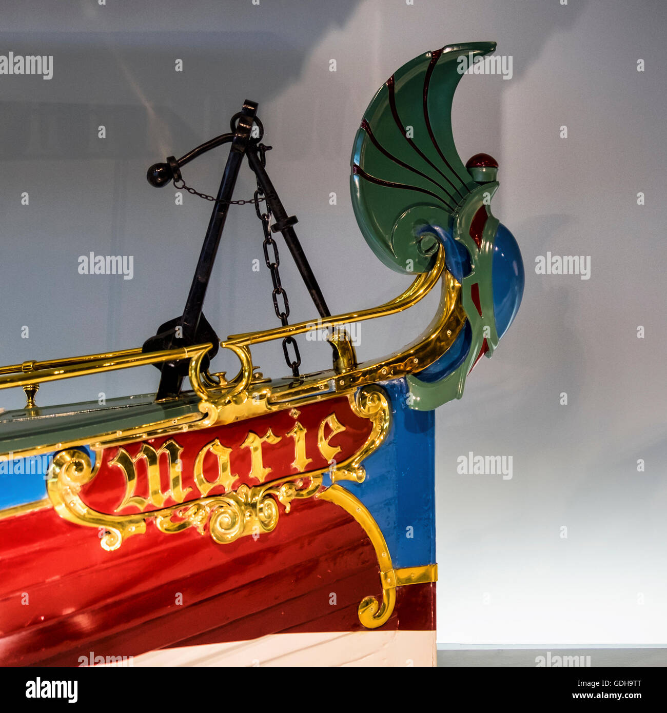 Mercedes-Benz Museum, Stuttgart, Deutschland - Bug von Daimler Boot, Marie, im Besitz von deutsch-preußischen Reichskanzlers Otto von Bismarck Stockfoto