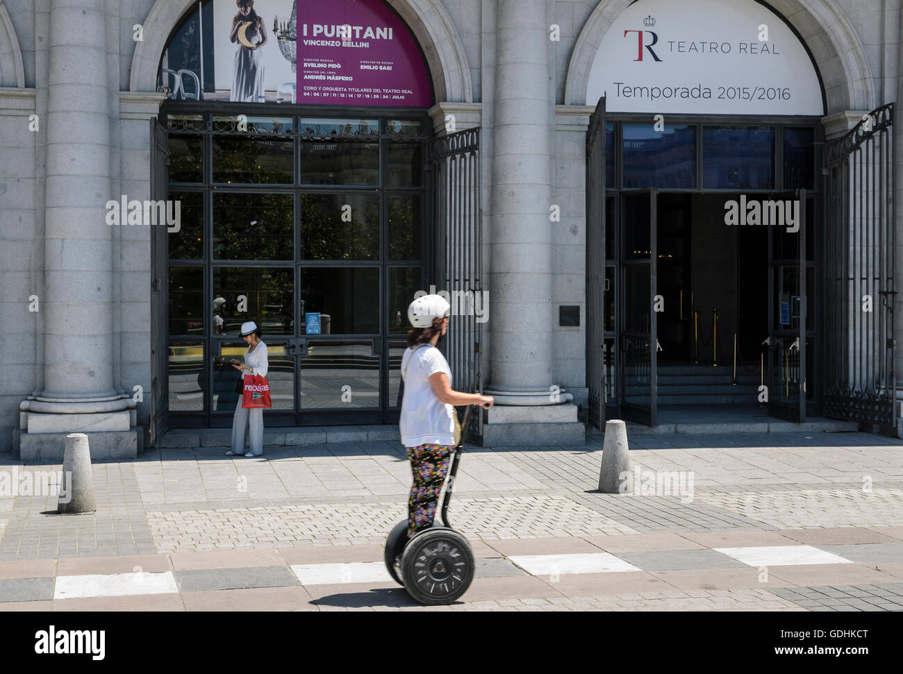 Madrid, Spanien, St 17 Juli 2016. Ein Eingang Blick auf das Royal Theater während der Tag der offenen Tür, Madrid, Spanien. Bildnachweis: Enrique Davó/Alamy Live-Nachrichten Stockfoto