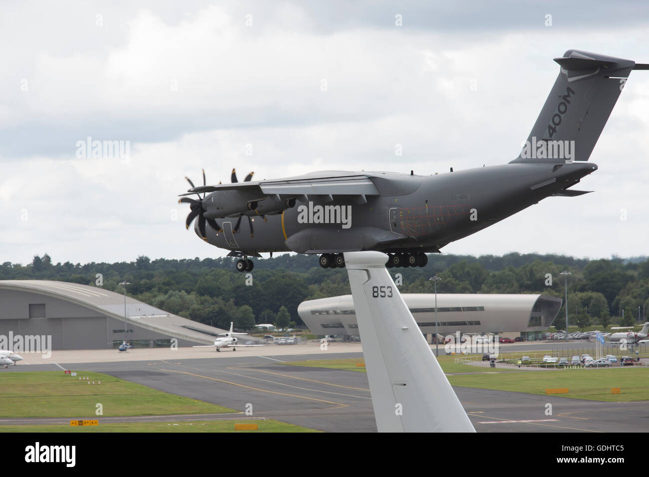 Farnborough, Großbritannien, 17. Juli 2016, Airbus A400M in Farnborough International Airshow 2016 © Keith Larby/Alamy Live-Nachrichten Stockfoto