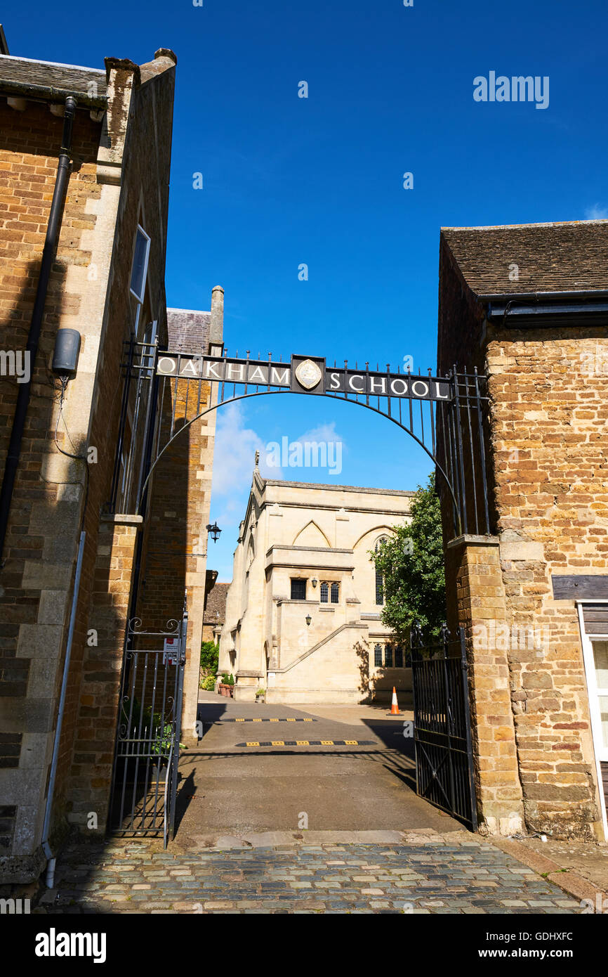 Eingang zum Oakham Schule Marktplatz Oakham East Midlands UK Stockfoto
