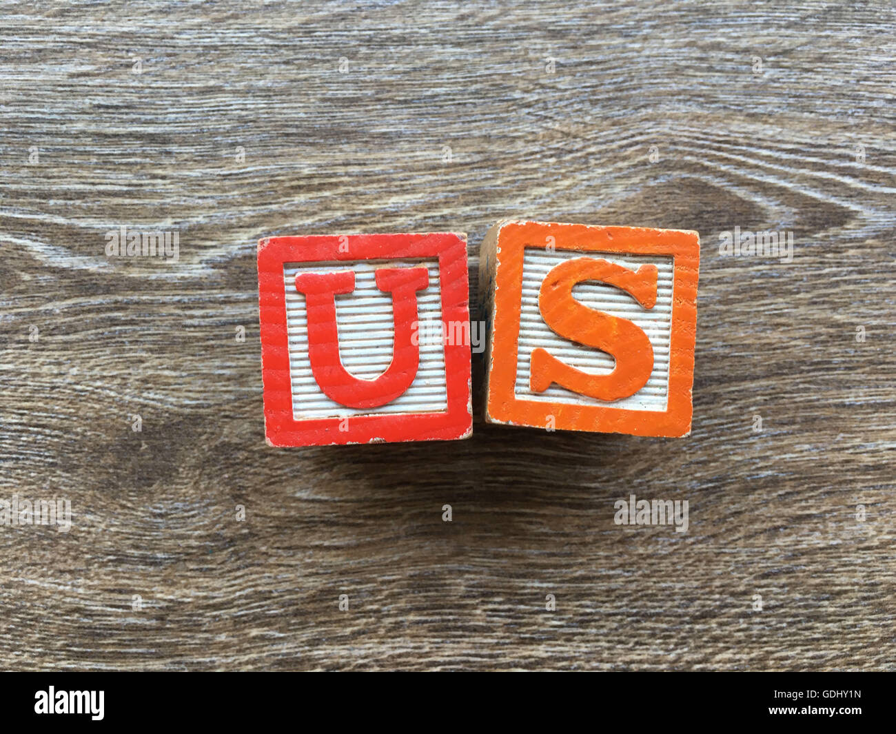 US-Abkürzung-Wort geschrieben mit Alphabet Holzblock Brief Spielzeug Stockfoto