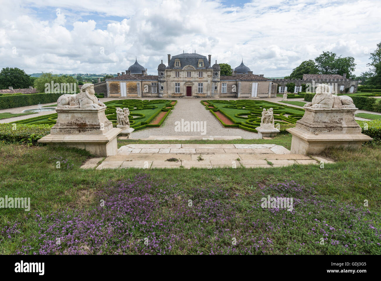 Park+Schloss von Château de Malle, Preignac, Gironde, Frankreich Stockfoto