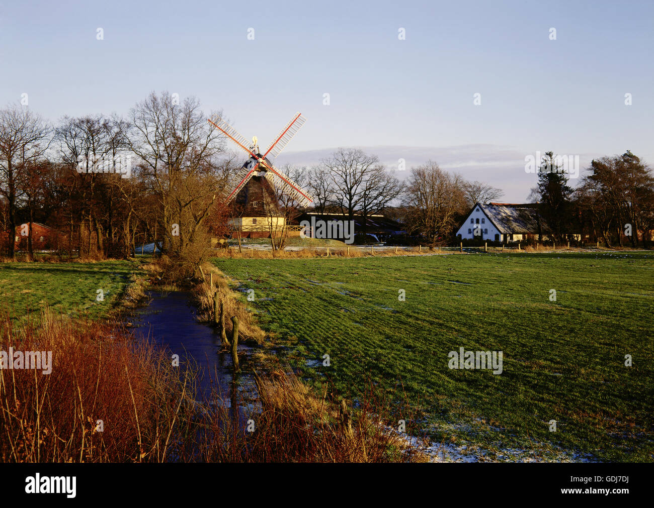 Geographie/Reisen, Deutschland, Niedersachsen, Worpswede, Gebäude, Windmühle, Außenansicht, Additional-Rights - Clearance-Info - Not-Available Stockfoto
