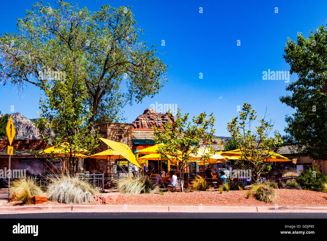 Außengastronomie in Sedona Arizona Stockfoto
