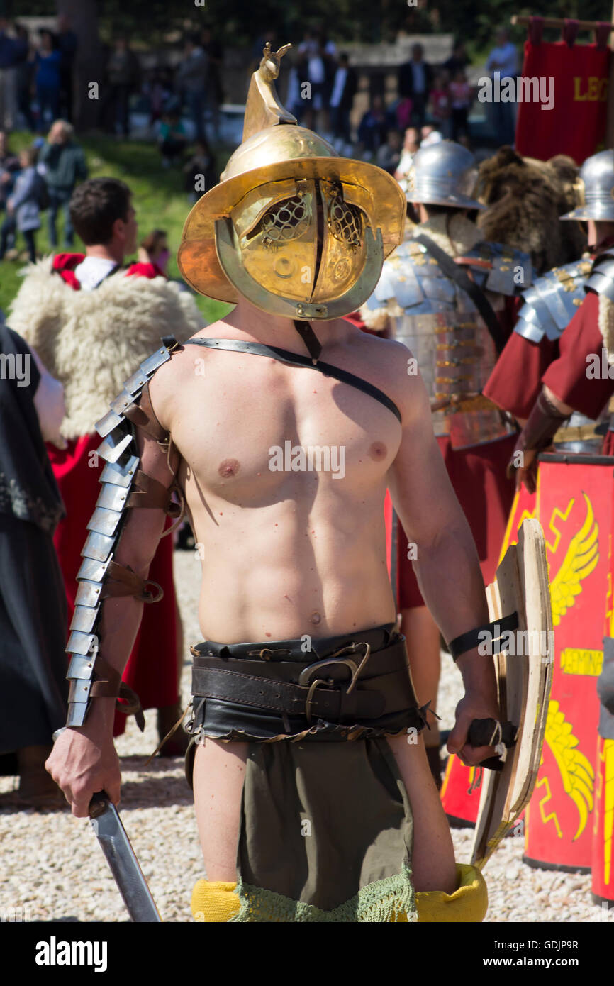 Gladiator zu kämpfen, während Weihnachten von Rom im Circus Maximus Stockfoto