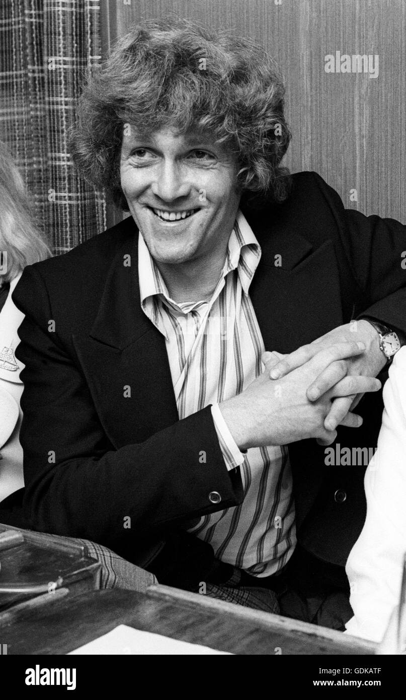 PETER GILMORE Britsih Schauspieler Stockfotografie Alamy