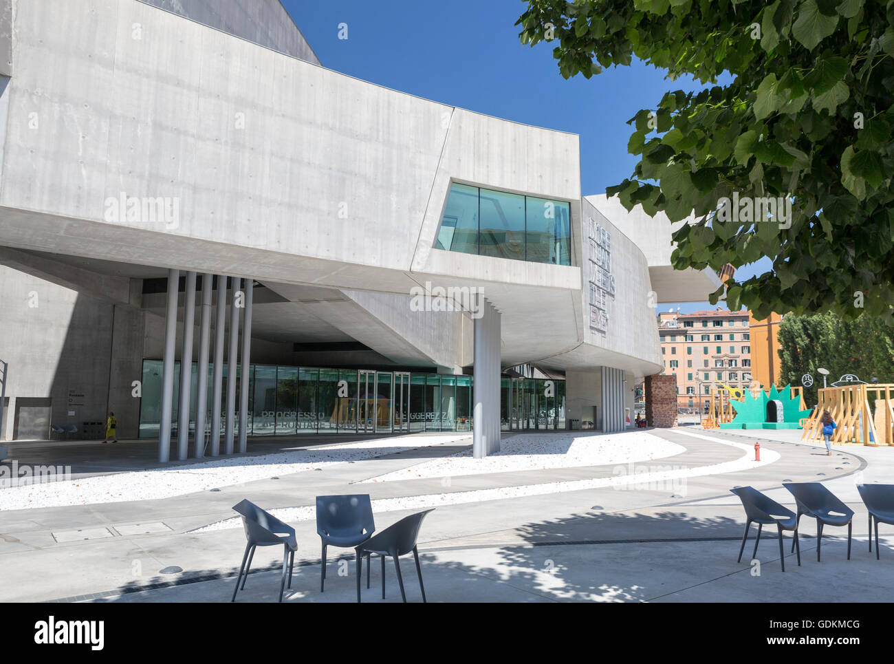 Maxxi Rom Maxxi rome zaha hadid -Fotos und -Bildmaterial in hoher Auflösung – Alamy