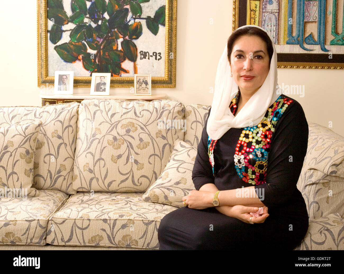 Porträt von Benazir Bhutto, Dubai, Vereinigte Arabische Emirate. Stockfoto