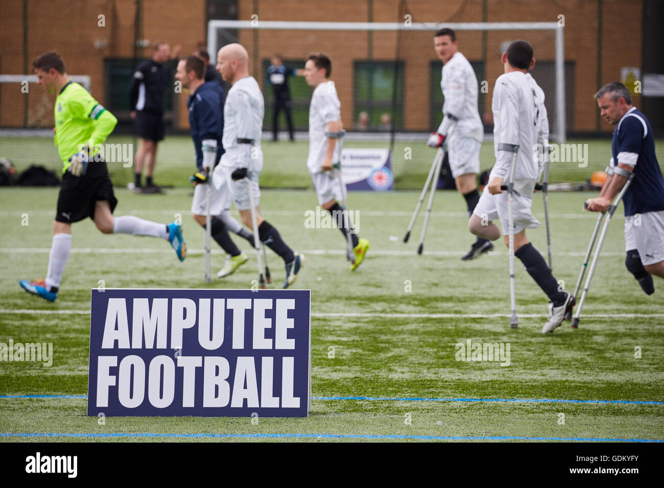 EAFA Takeda League Cup Portway Lifestyle Centre, Oldbury, Birmingham Amputee Fußball ist ein Behindertensport Outfield Spiel gespielt Stockfoto