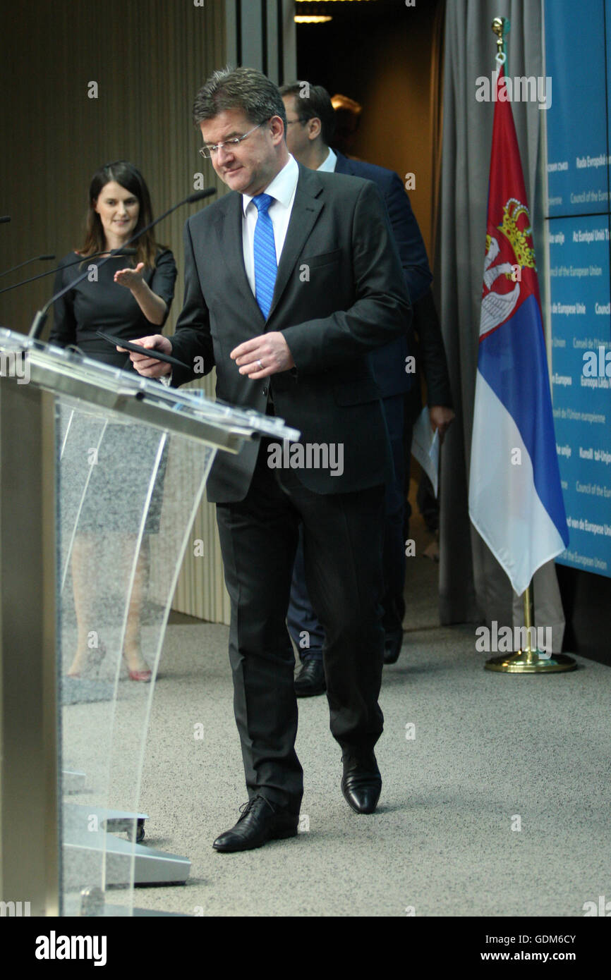 Brüssel, Belgien. 18. Juli 2016. Pressekonferenz nach der Regierungskonferenz mit Serbien, Miroslav Lajcak. Bildnachweis: Leonardo Hugo Cavallo/Alamy Live-Nachrichten Stockfoto