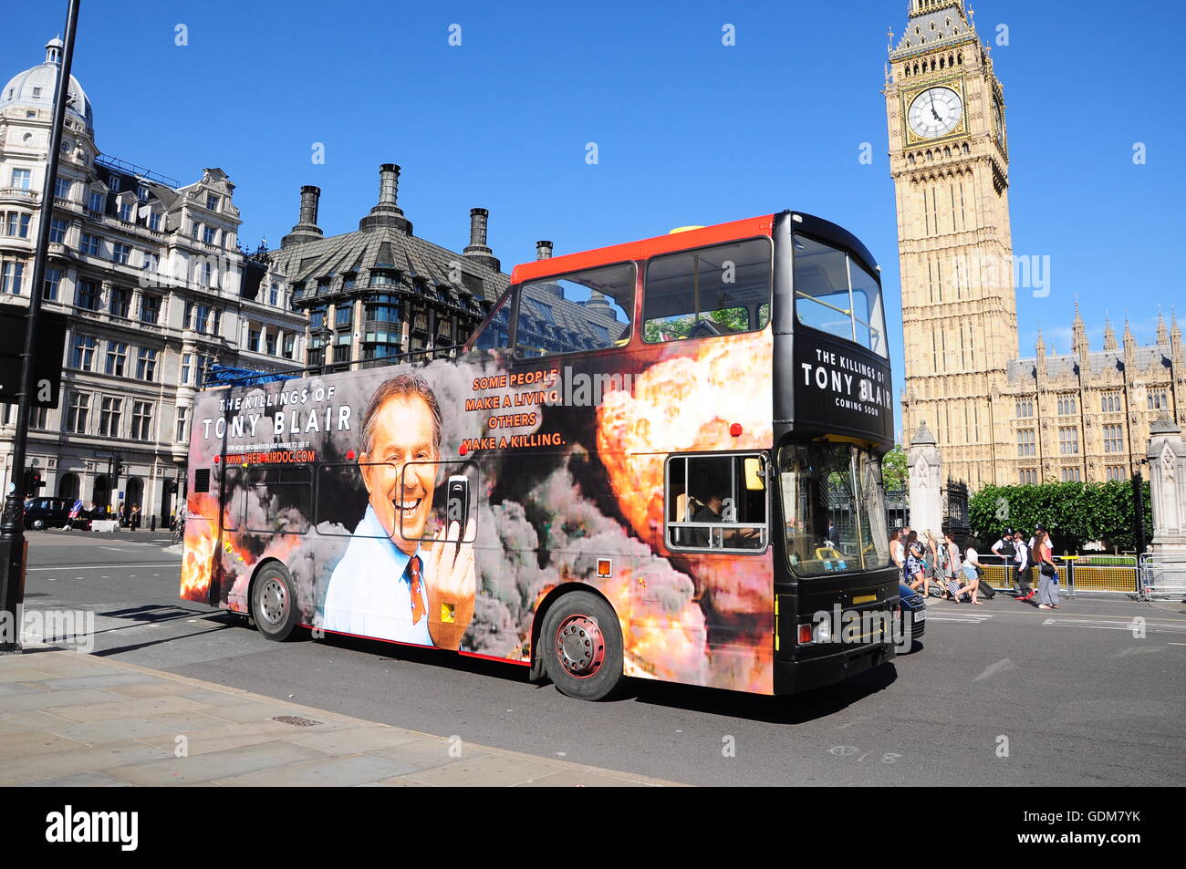 Die Tötung von Tony Blair - einem offenen Bus Promotion - London, UK. Stockfoto
