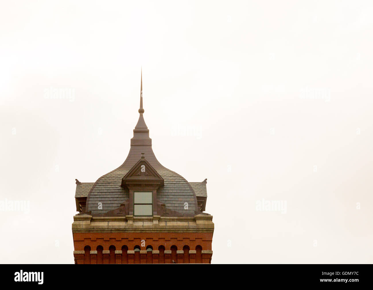 der obere, Turm der eine alte 1890er Jahre Gebäude in lower Manhattan, NYC Stockfoto