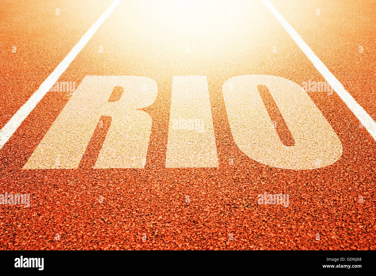 Rio-Titel auf sportliche Laufbahn, Konzeptbild für Sport-Event in Brasilien stattfindet Stockfoto